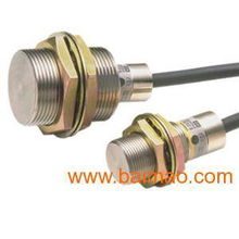 E2E-X2D1-N欧姆龙接近开关 三骏现货供应，赋能工业自动化